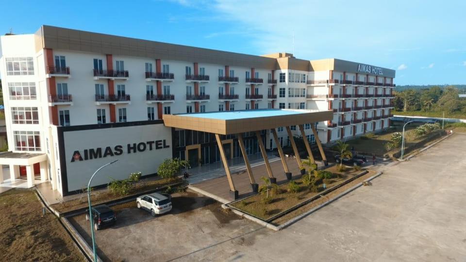 Aimas Hotel And Convention Centre Соронг Екстериор снимка