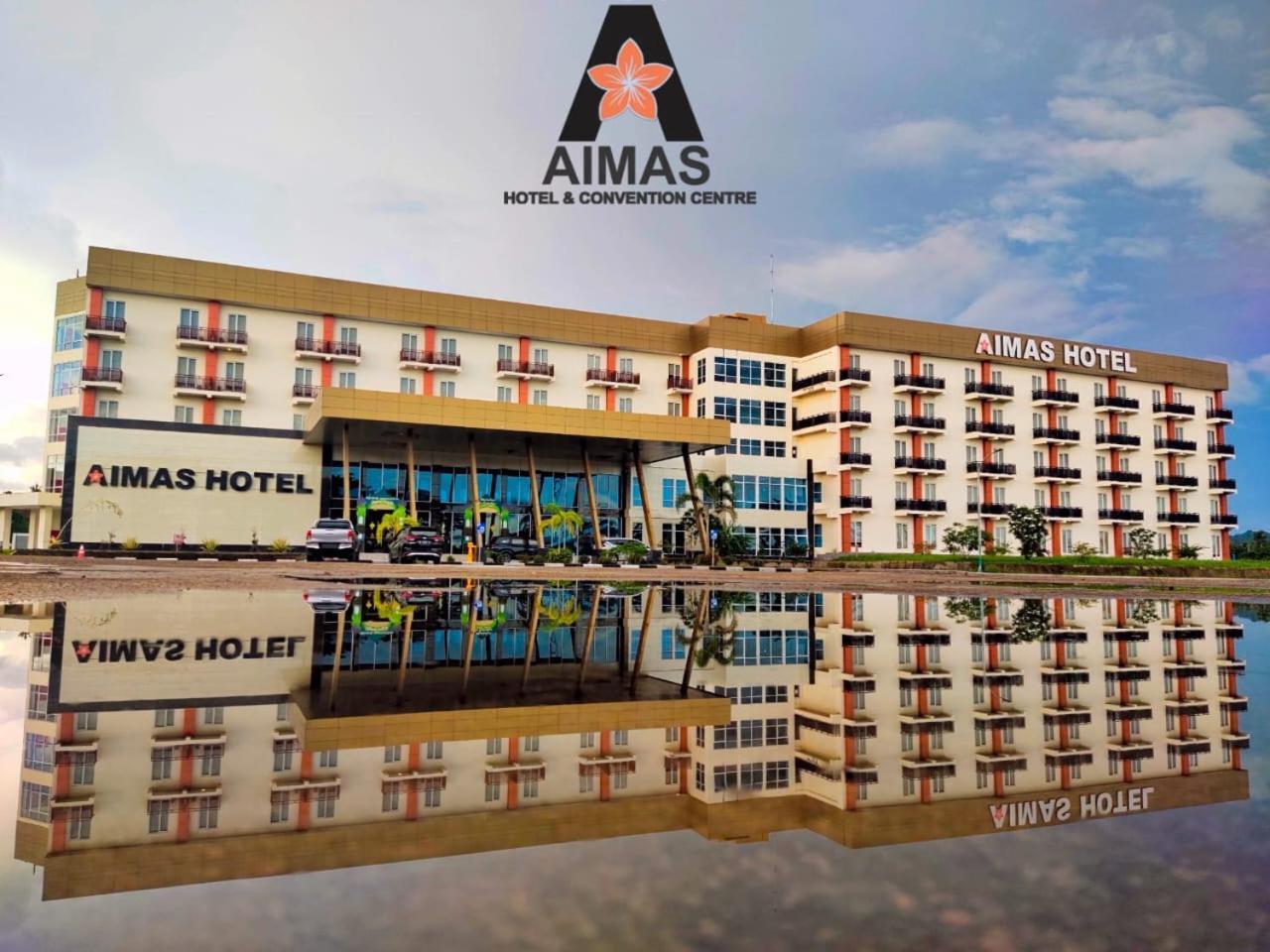Aimas Hotel And Convention Centre Соронг Екстериор снимка